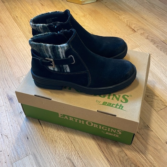 Earth Origins Tate Suede Ankle Boots Women 7 - Picture 3 of 6